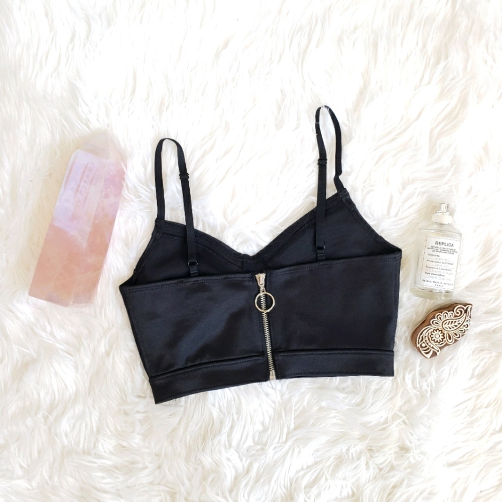 American Apparel • Back Zip Strap Panel Crop Top - Picture 2 of 3